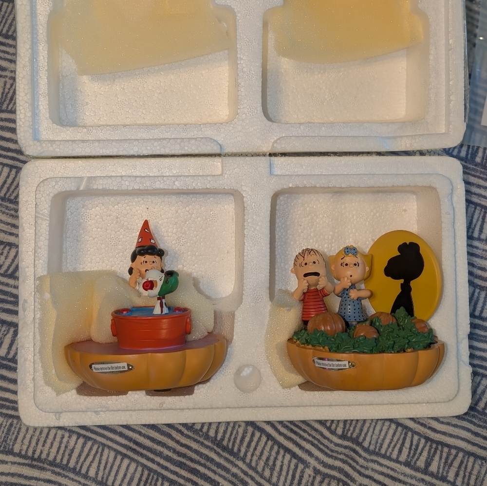 2015 Hawthorne Village Great Pumpkin Bobbing For Apples Great Pumpkin? New NIB